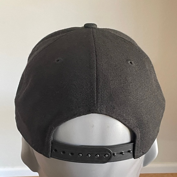 New Era Golden State Warriors hat in excellent condition! - Picture 7 of 7